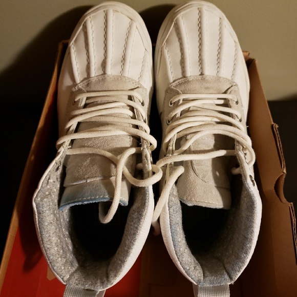 Vans - Picture 8 of 8